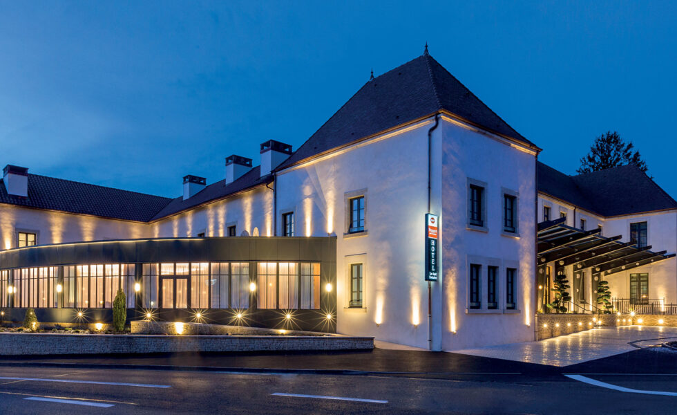 Hôtel les 7 Fontaines à Tournus - extérieur